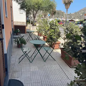 Lipari By The Port , Città di Lipari Italia