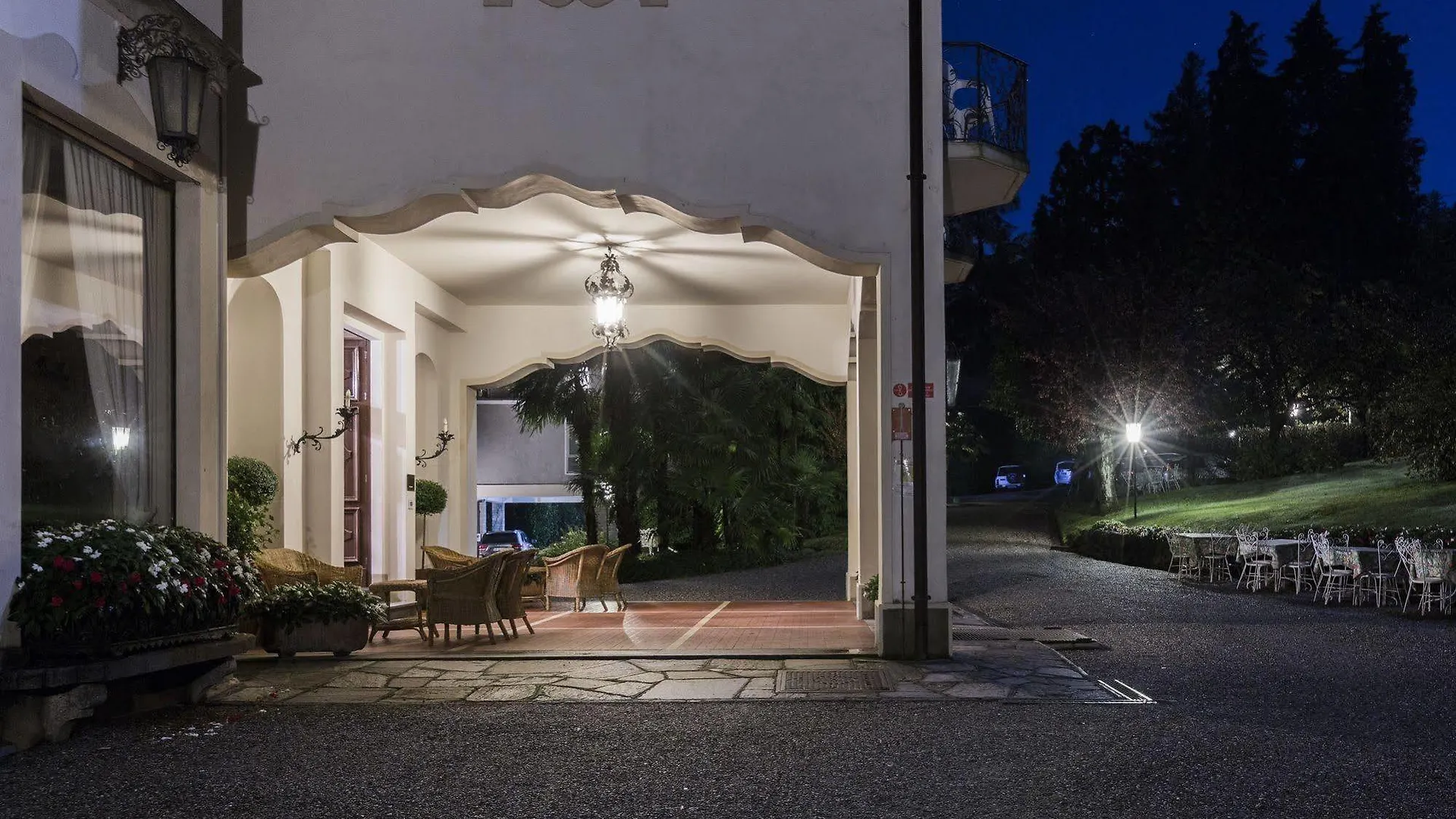 Отель Du Parc Lake Maggiore Италия